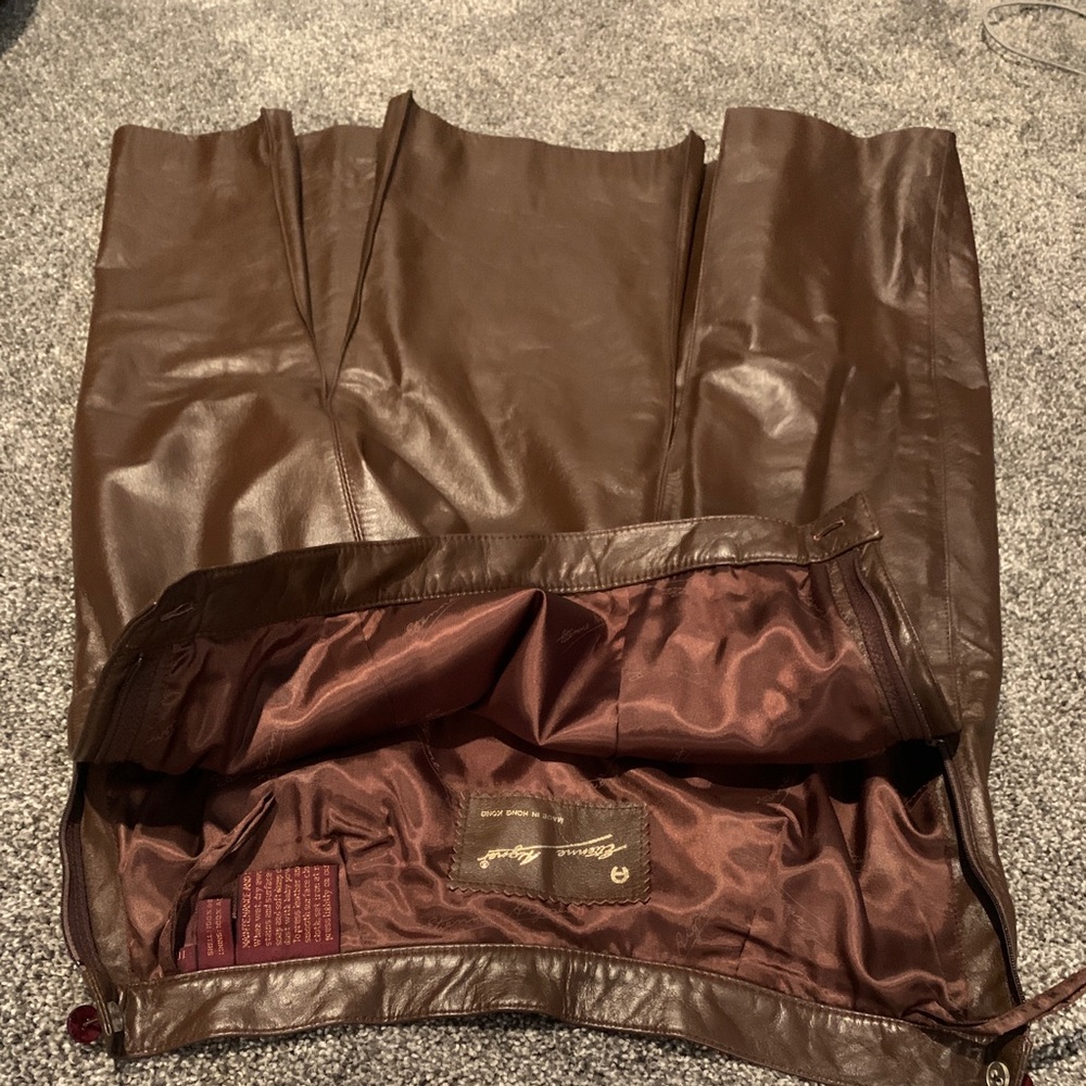 Vintage Etienne Aigner Genuine Leather Skirt side zip button Brown Size 10 - Picture 13 of 17